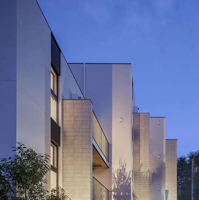 IPSE目黒 北西面外観(夕景)