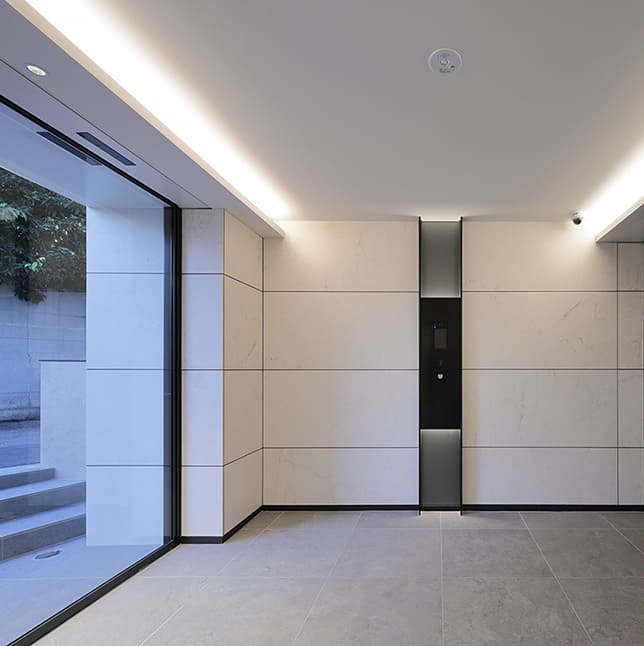 IPSE目黒 1階 風除室