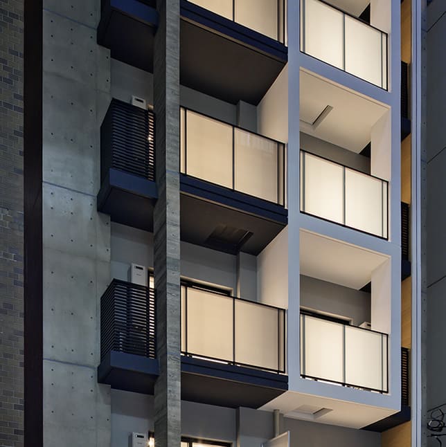 IPSE御成門 北面外観ディテール(夕景)