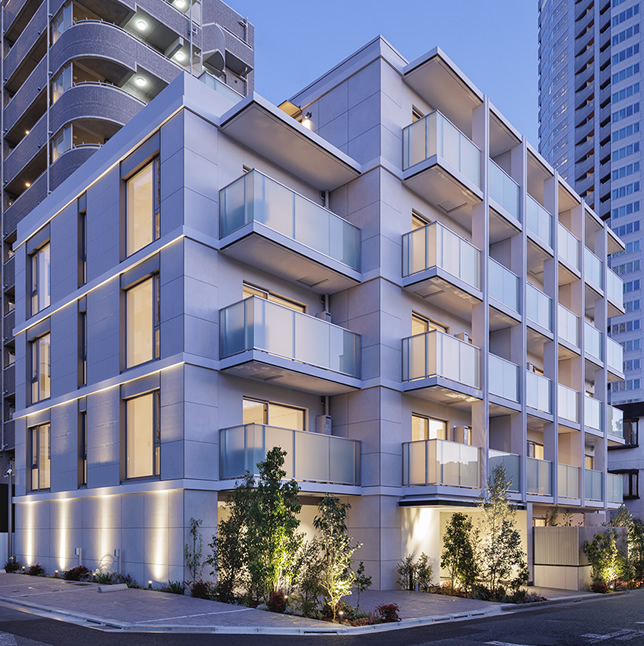 IPSE白金台 外観（夕景）