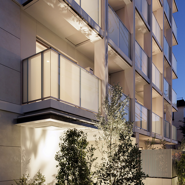 IPSE白金台 外観（夕景）