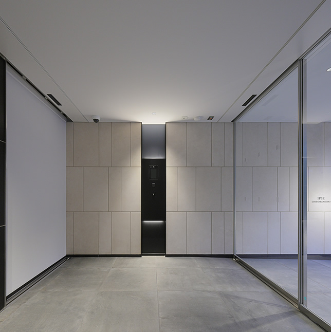 IPSE白金台 1階 風除室